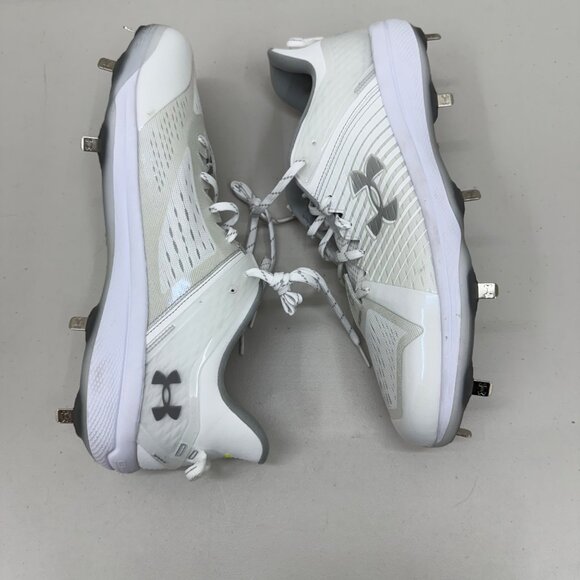 Under Armour Yard Low White Metal Baseball Cleats Shoes 3027060-100 Mens size 16